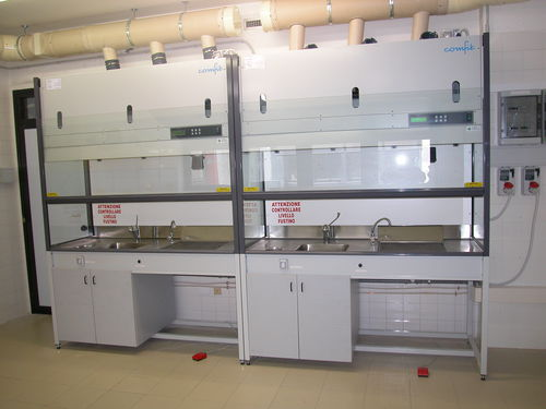 fume hood supplier in malaysia